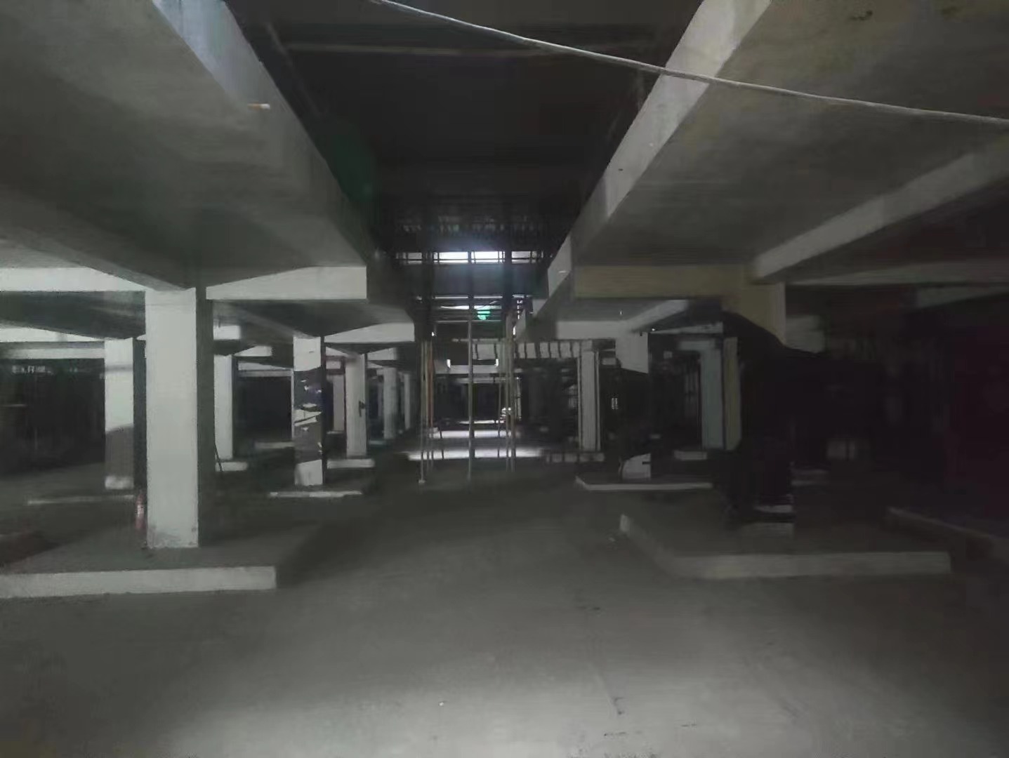 开州山东又一个上海博普LOFT车库拔地而起